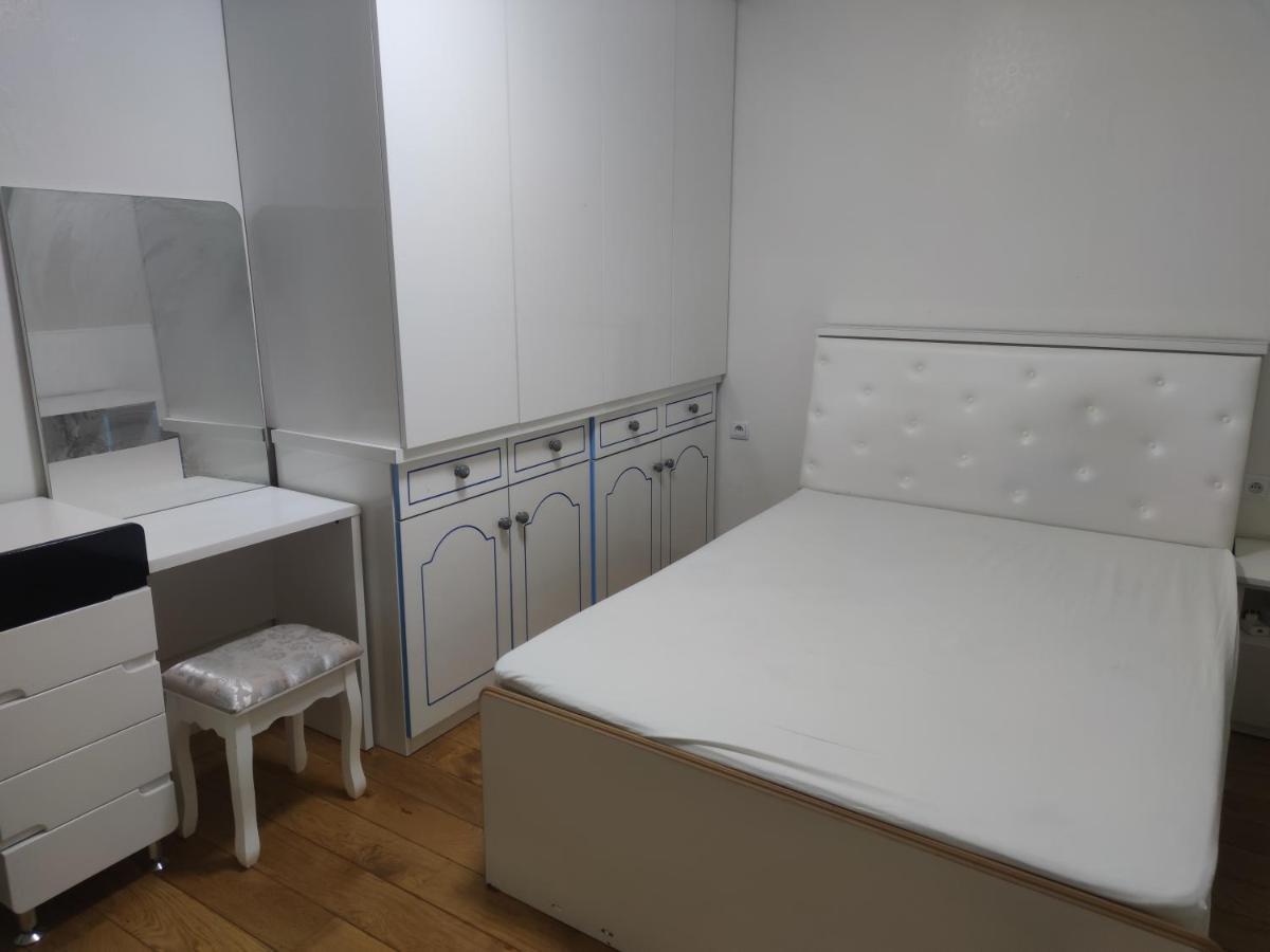 Chambre Privee A Bobigny -Salle De Bain Et Toilettes Sont Commune, -Pas De Cuisine Εξωτερικό φωτογραφία